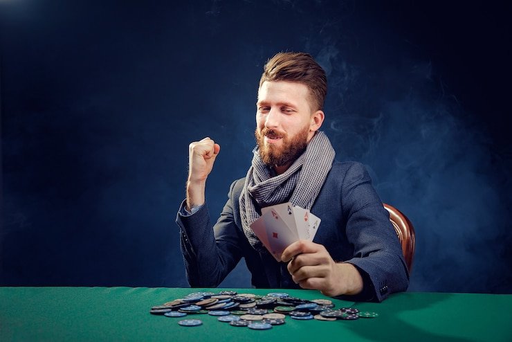 Dashboard utama aplikasi ufo777 slot menampilkan live dealer tables, sportsbook, dan game slots