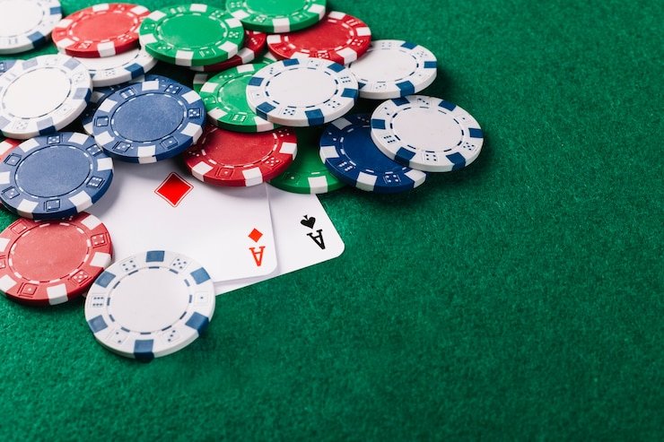 Interface Teen Patti di ufo777 slot dengan rangking tangan kartu dan hasil putaran